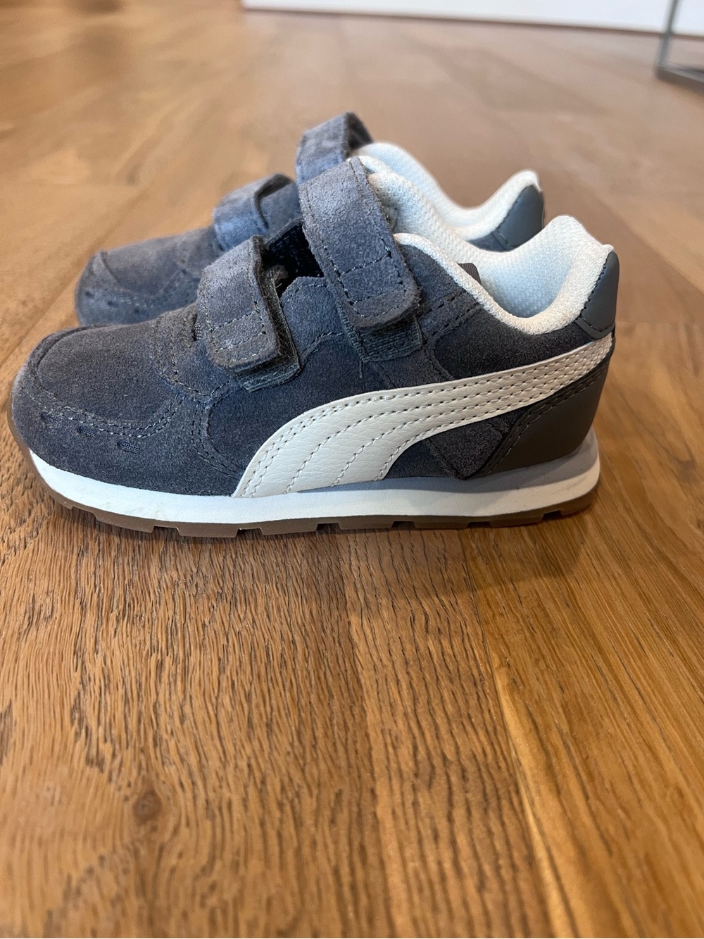 Puma Kids Gray Soft Foam Sneakers Comfortable Everyday Play Shoes NWOT